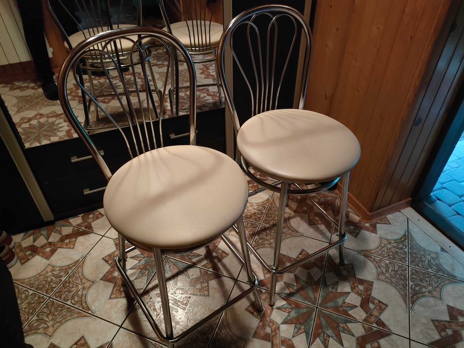 Tanio krzesła kuchenne