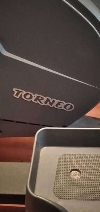 Продам эллиптический тренажер Torneo Festa C-310М