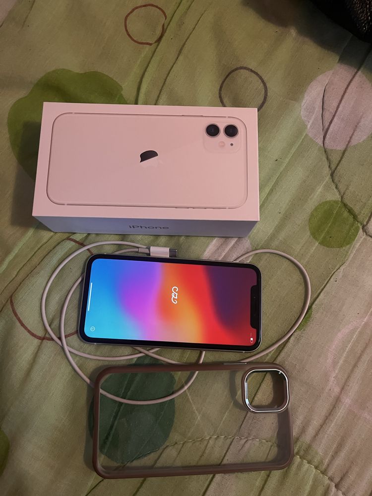 Iphone 11 64GB w bardzo dobrym stanie