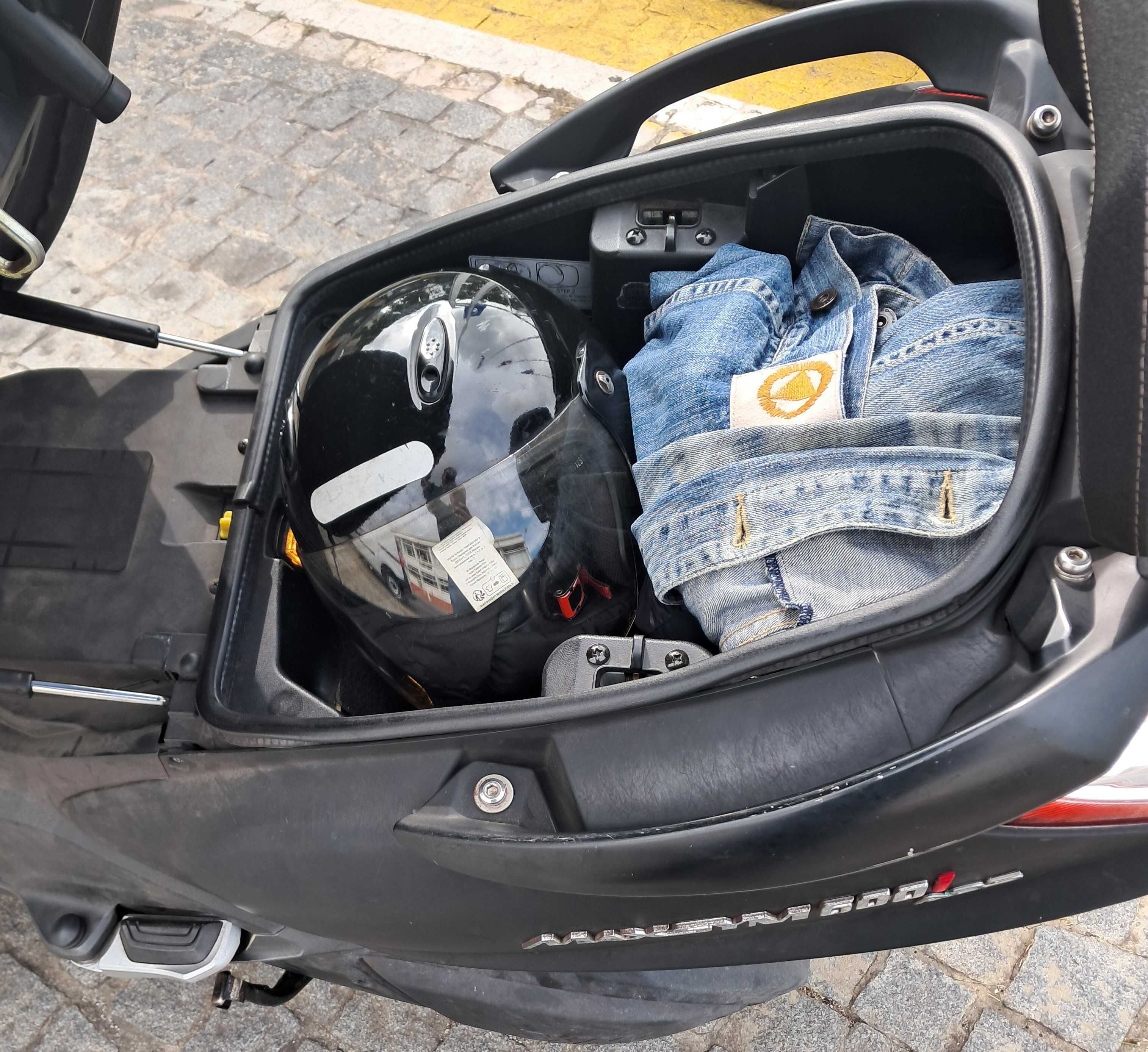 Maxi scooter com 600 Cc - uma das melhores...