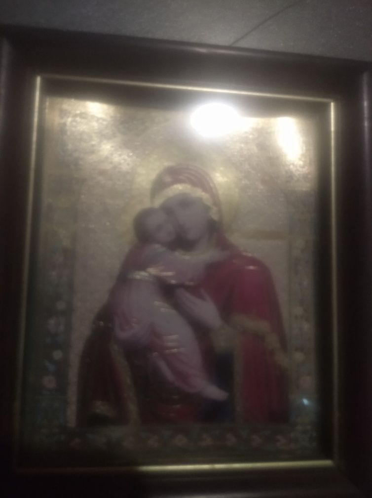 продам православную Икону в рамке