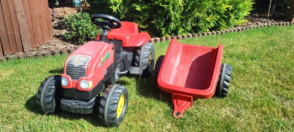 Traktorek na pedały