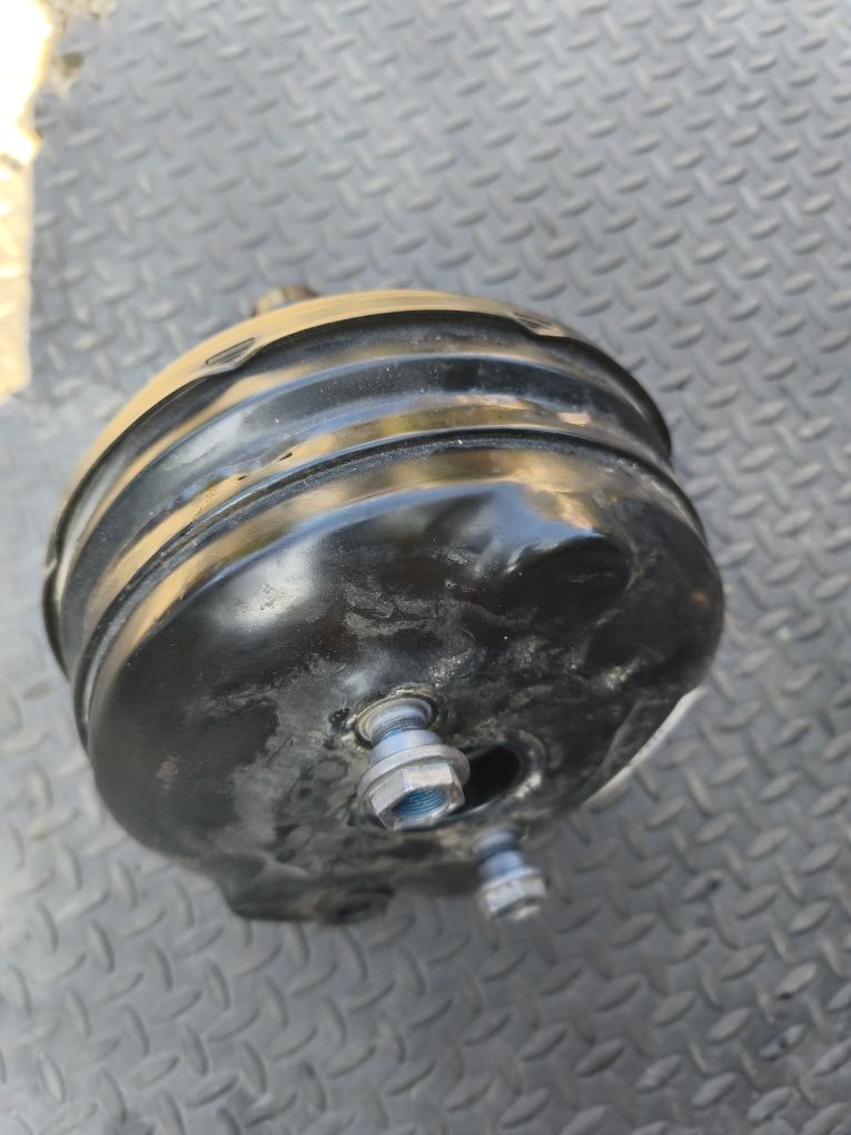 Servofreio e braços VW Passat