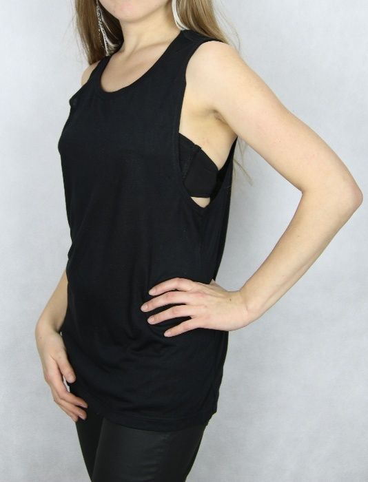 czarna koszulka t-shirt tank top z głęboko wyciętymi bokami pachami L
