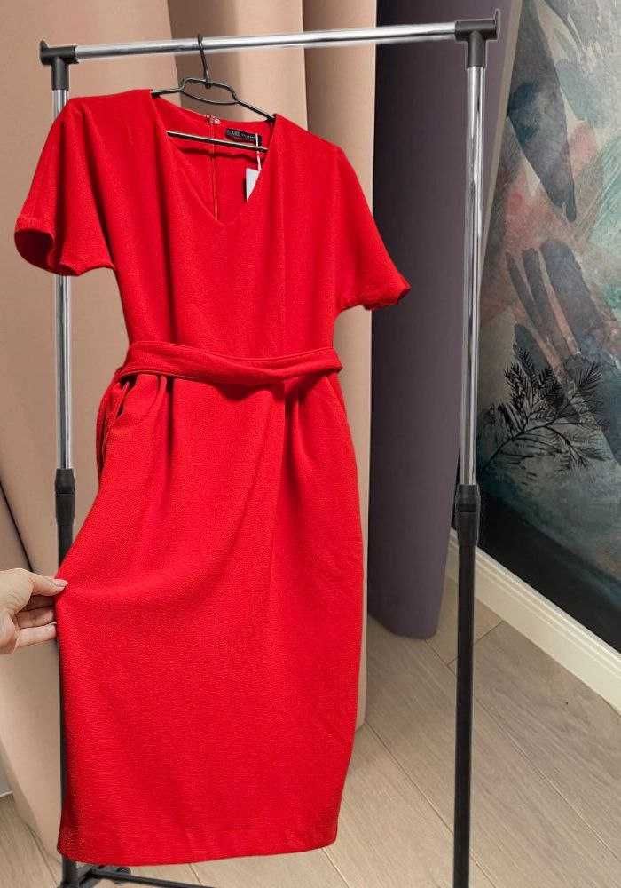 Красное платье с карманами Marks&Spencer, р. М