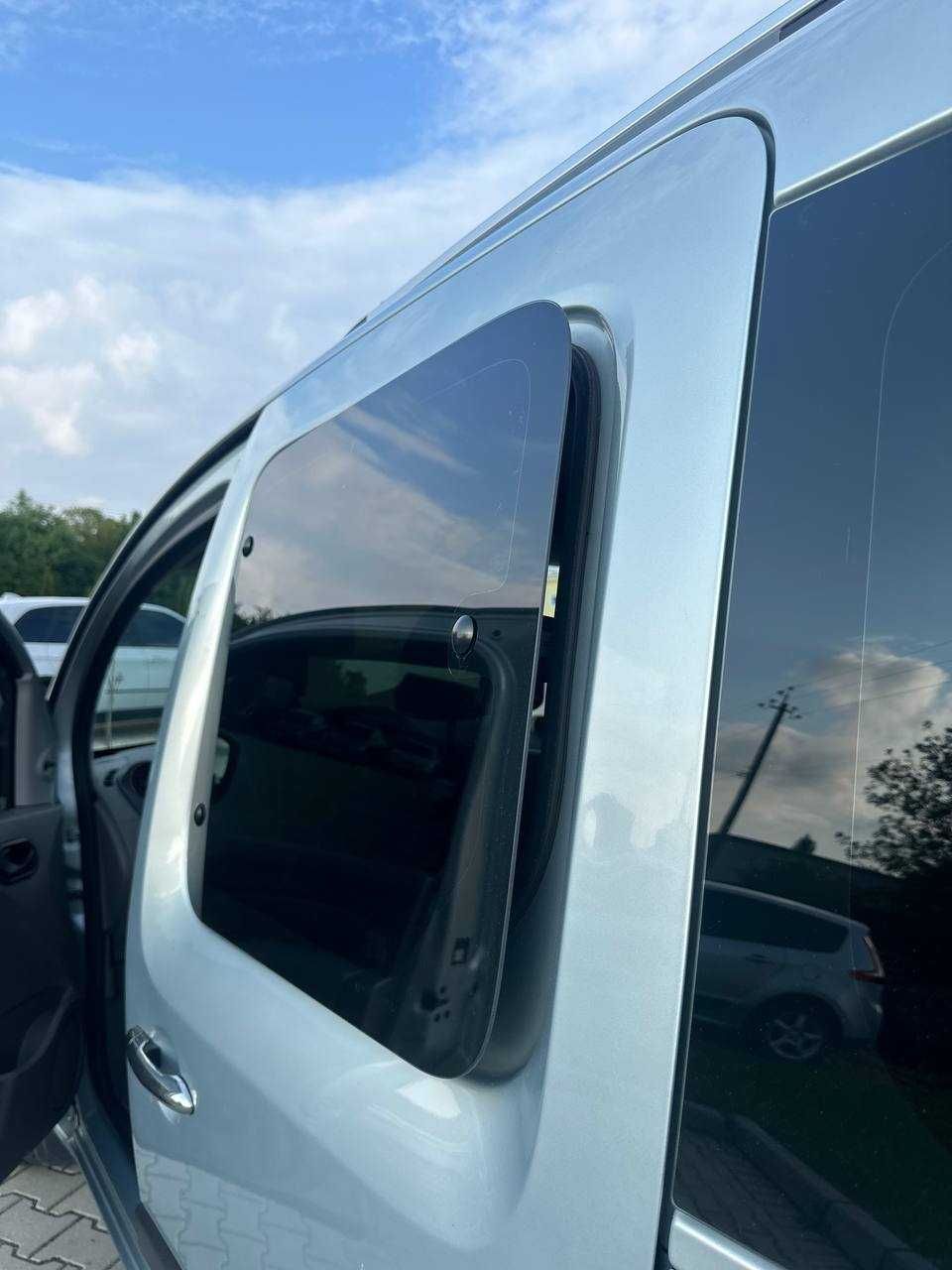 Renault Kangoo оригінальний пасажир 1.5 к9к стан нового авто