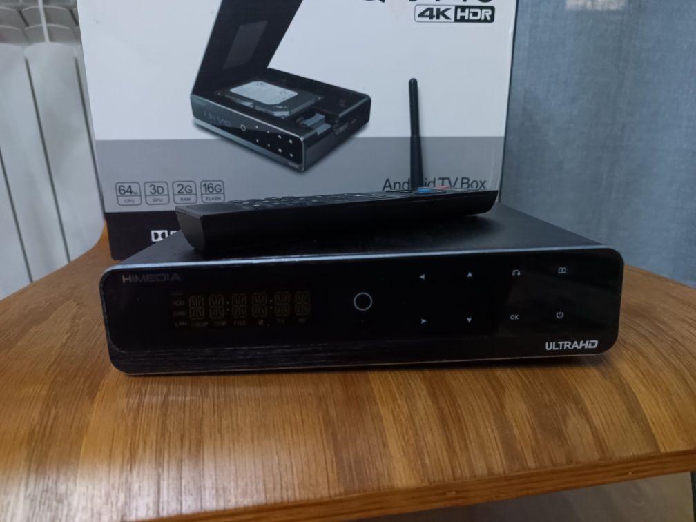 Odtwarzający wszystko Himedia Q10 pro 4k android box  z dyskiem hdd