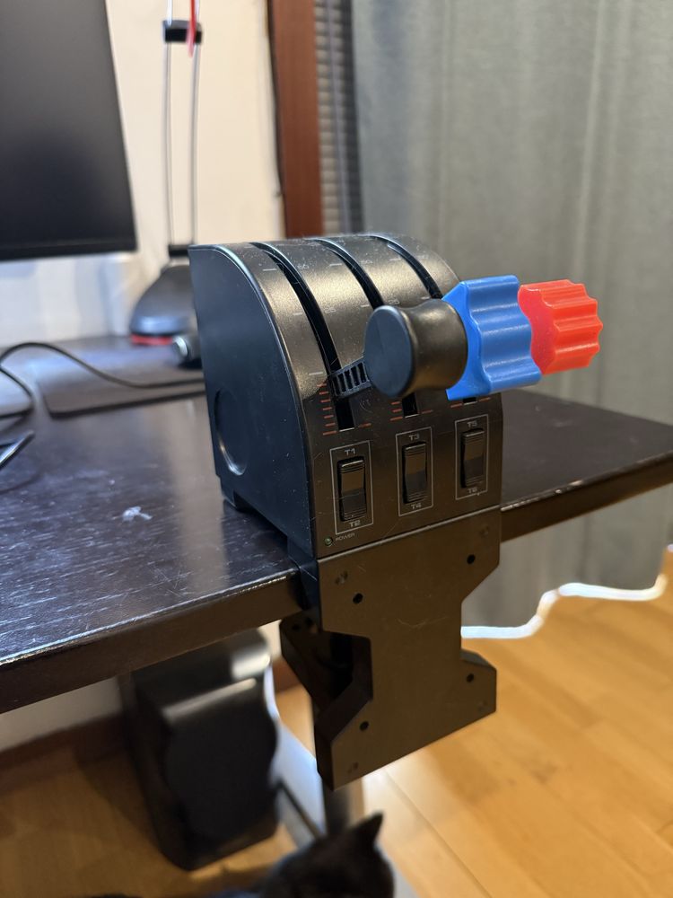 FLIGHT YOKE SYSTEM [Yoke and Throttle Quadrant]