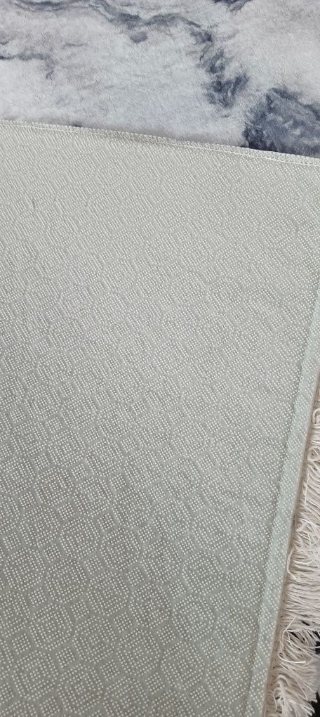 Dywan 180x290cm Nowy