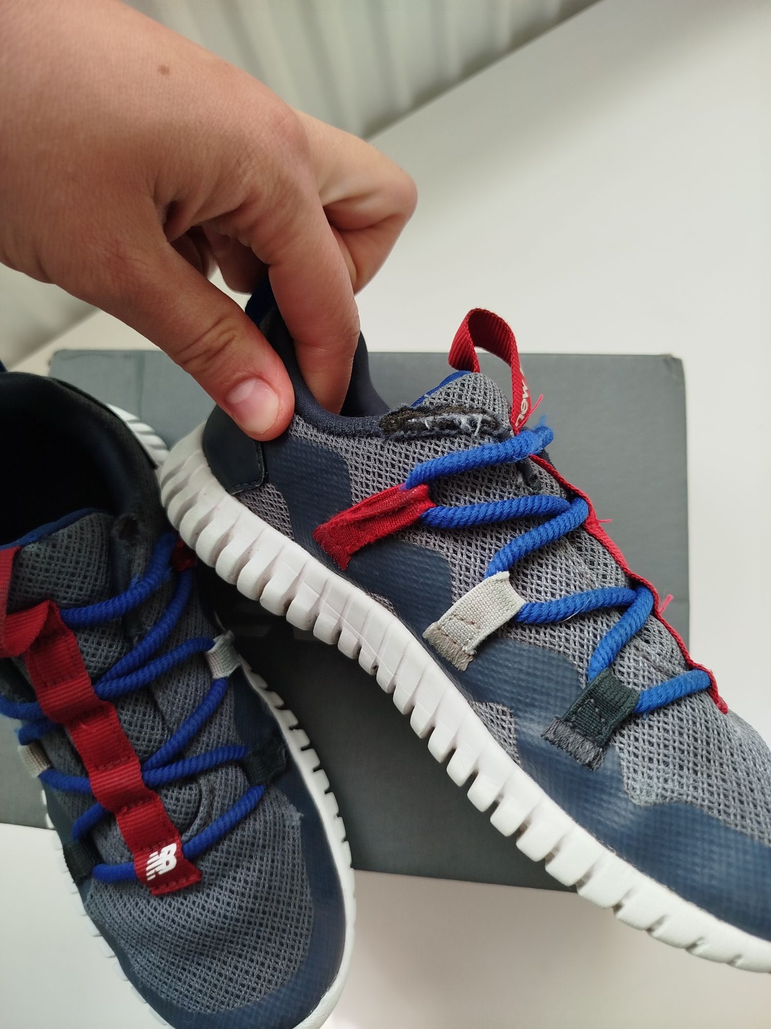 Легкие/ летние кроссовки new balance 32