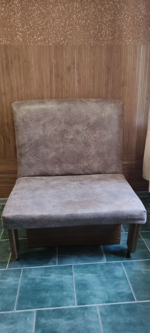 Продам кресло-кровать  с нишей для белья