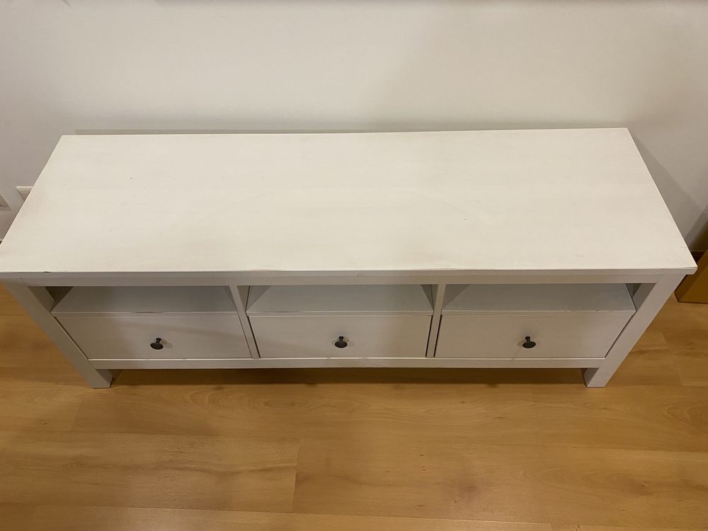 Movel tv branco bom estado