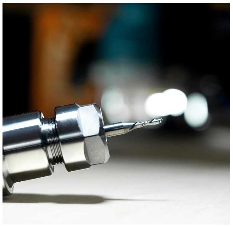 Frez spiralny, uchwyt 8mm, średnica 4mm, długość robocza 20mm SpeTool