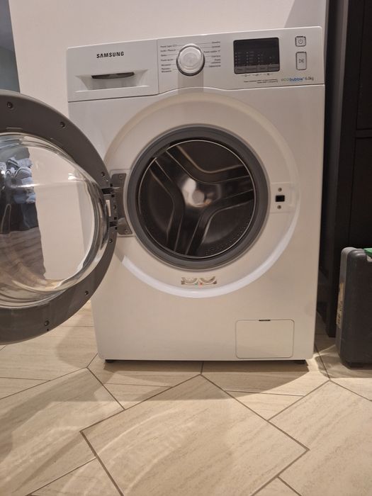 Pralka Samsung Eco Bubble 6 kg slim