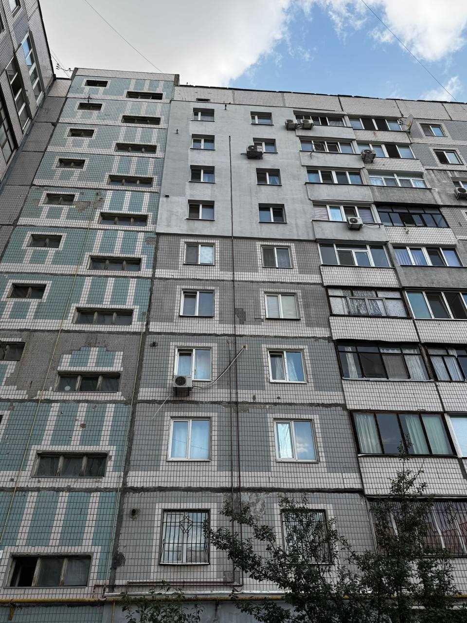 3-ком.кв. Левый берег, 5 мкрн. ост Зил.