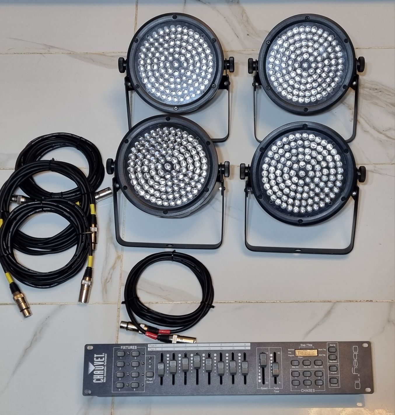 Chauvet Obey 10 DMX-512 + Chauvet SlimPAR 56 + Cables