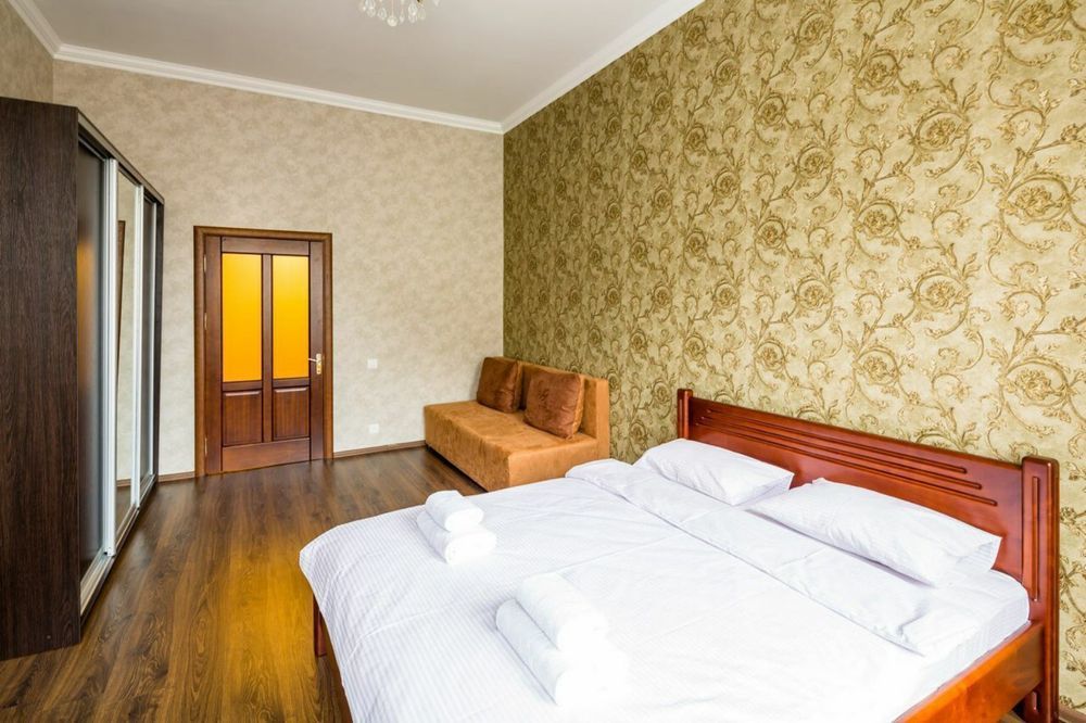 вул. Городоцька 51/Оренда житла Подобово 2-кімнатна квар./для 4 осіб