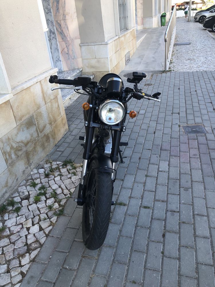 Moto mash cafe racer black edition 125