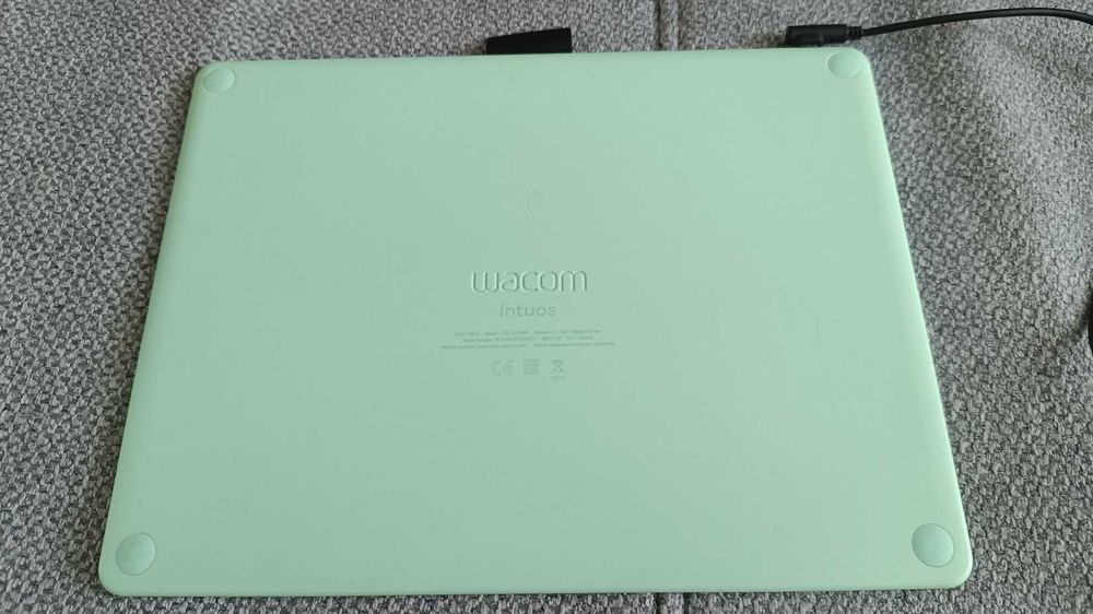 Продаю графический планшет Wacom intuos CLT-6100Wl