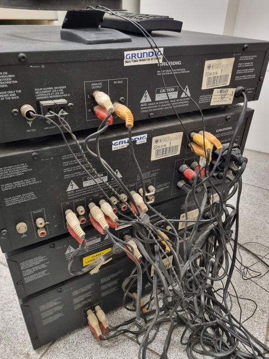 Wierza Grundig 210 tuner cd magnetofon