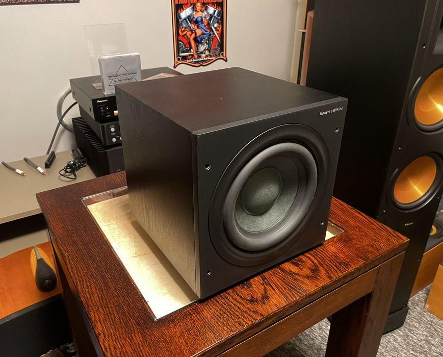 Subwoofer aktywny Bowers & Wilkins ASW 608 200 Watt