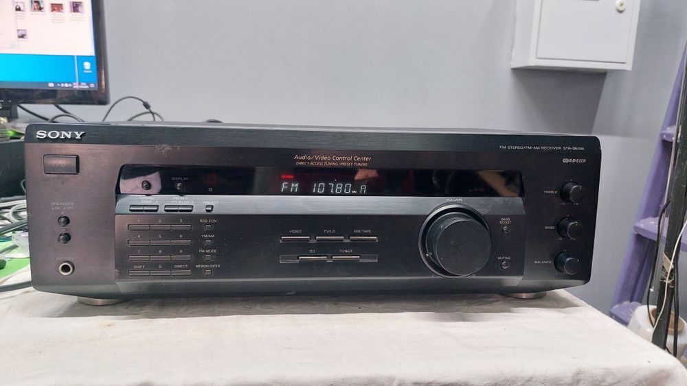 Sony STR de 135 стереоресивер 2×100 ват