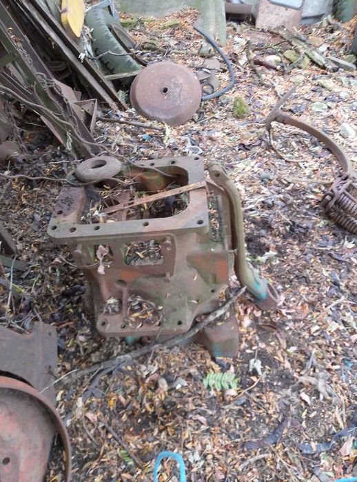 Продаю середина для ЮМЗ