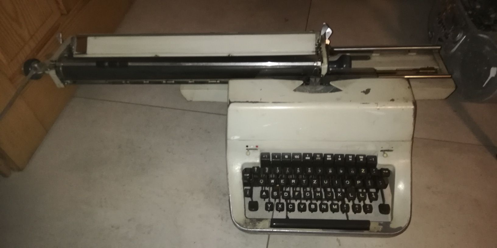 Maszyna do pisania KL 660