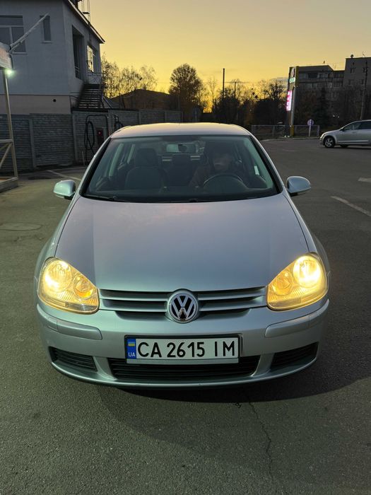 Volkswagen Golf 5 бензин 1.6 FSI покоління Typ V