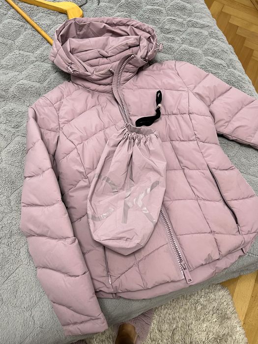 Жіноча куртка calvin klein