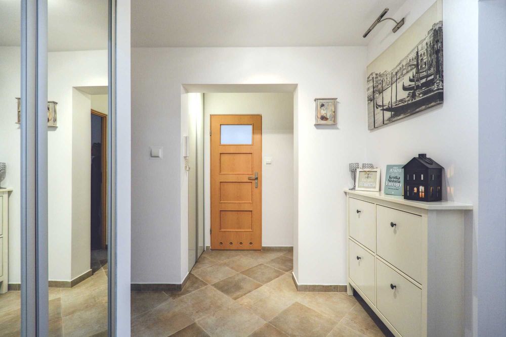 2 pokoje/Górny Mokotów/5 min do metra Wilanowska/po remoncie