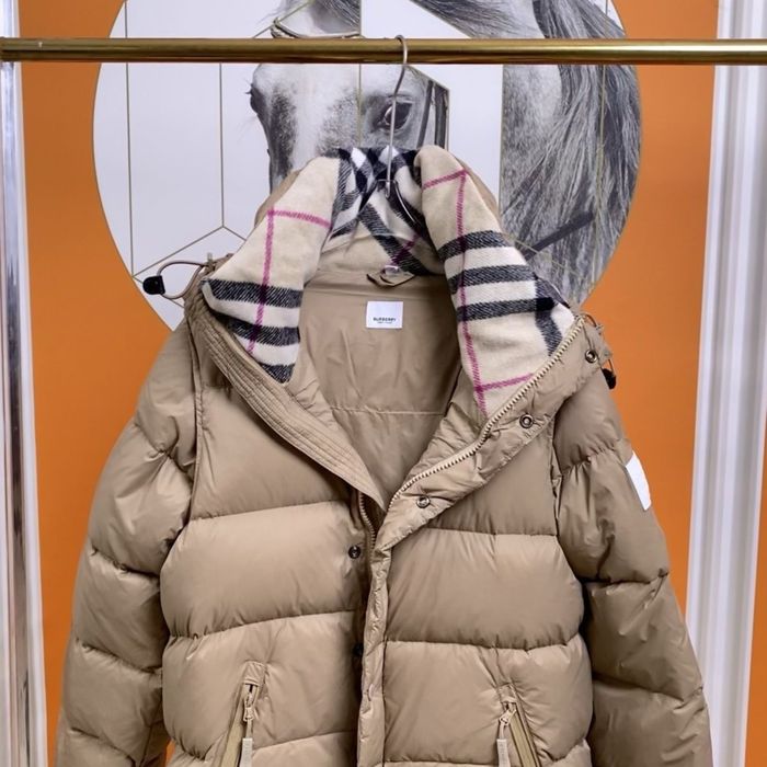 Чорна Куртка Burberry/ Пуховик/ Барбері/ Кортез/ Вітровка/ Акне
