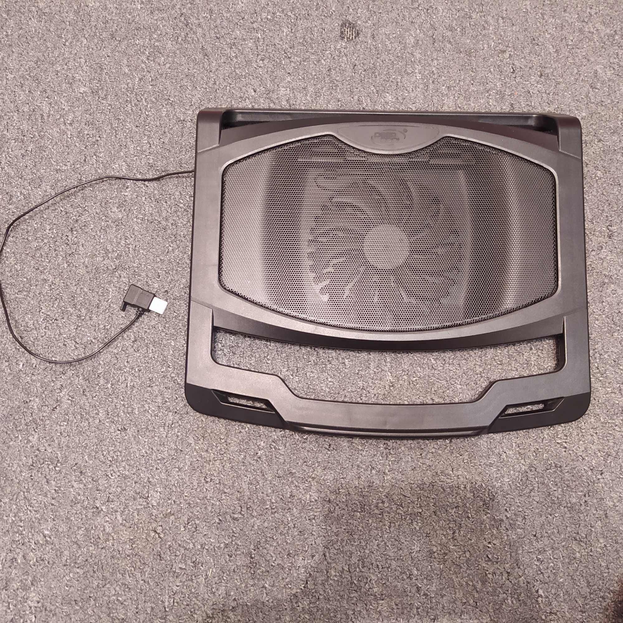Продам новую  подставуа для ноутбука DeepCool