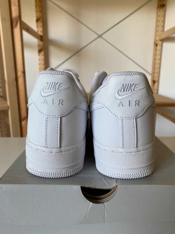 Nike Air Force 1 Low '07 White r.39