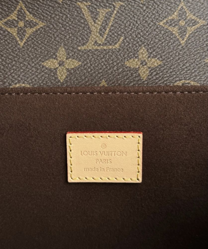 Louis Vuitton Pochette Métis