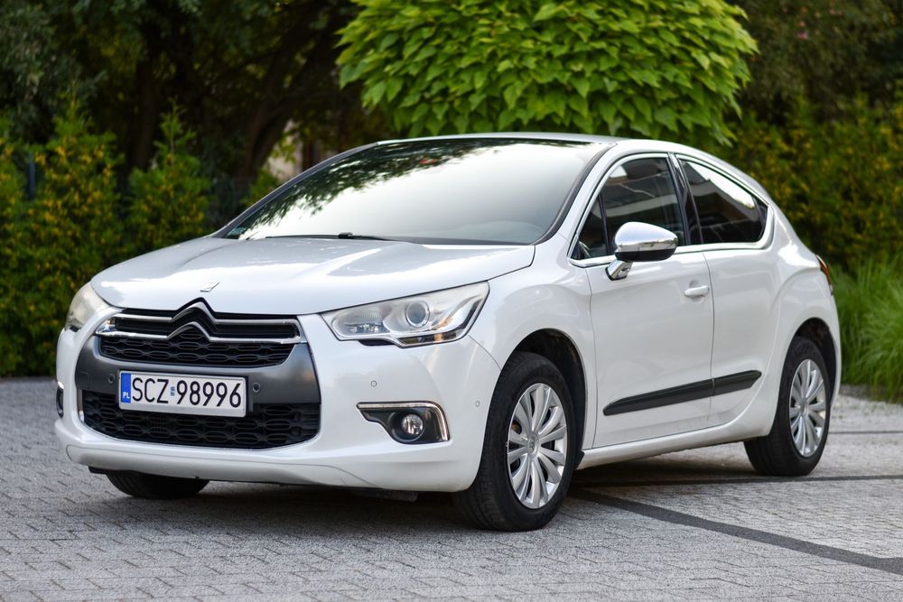 Citroën DS4 Citroën DS4 1.6 HDi 112 KM