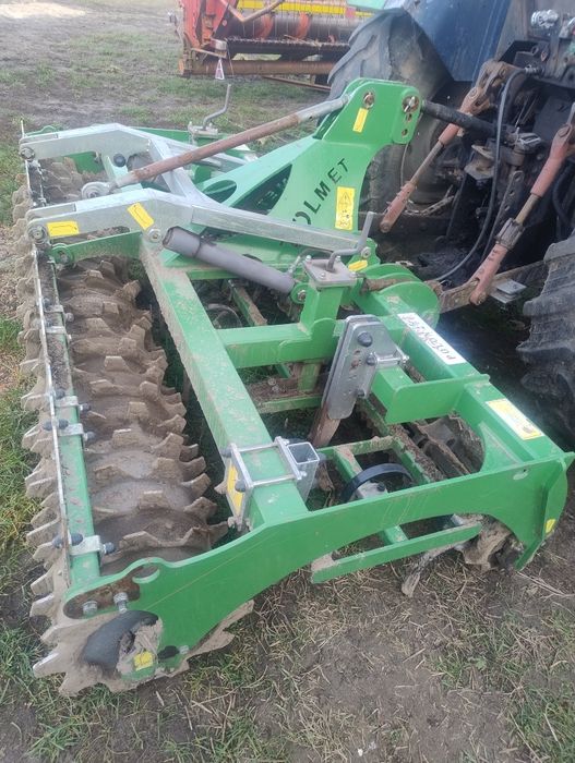 Agregat uprawowo-siewny