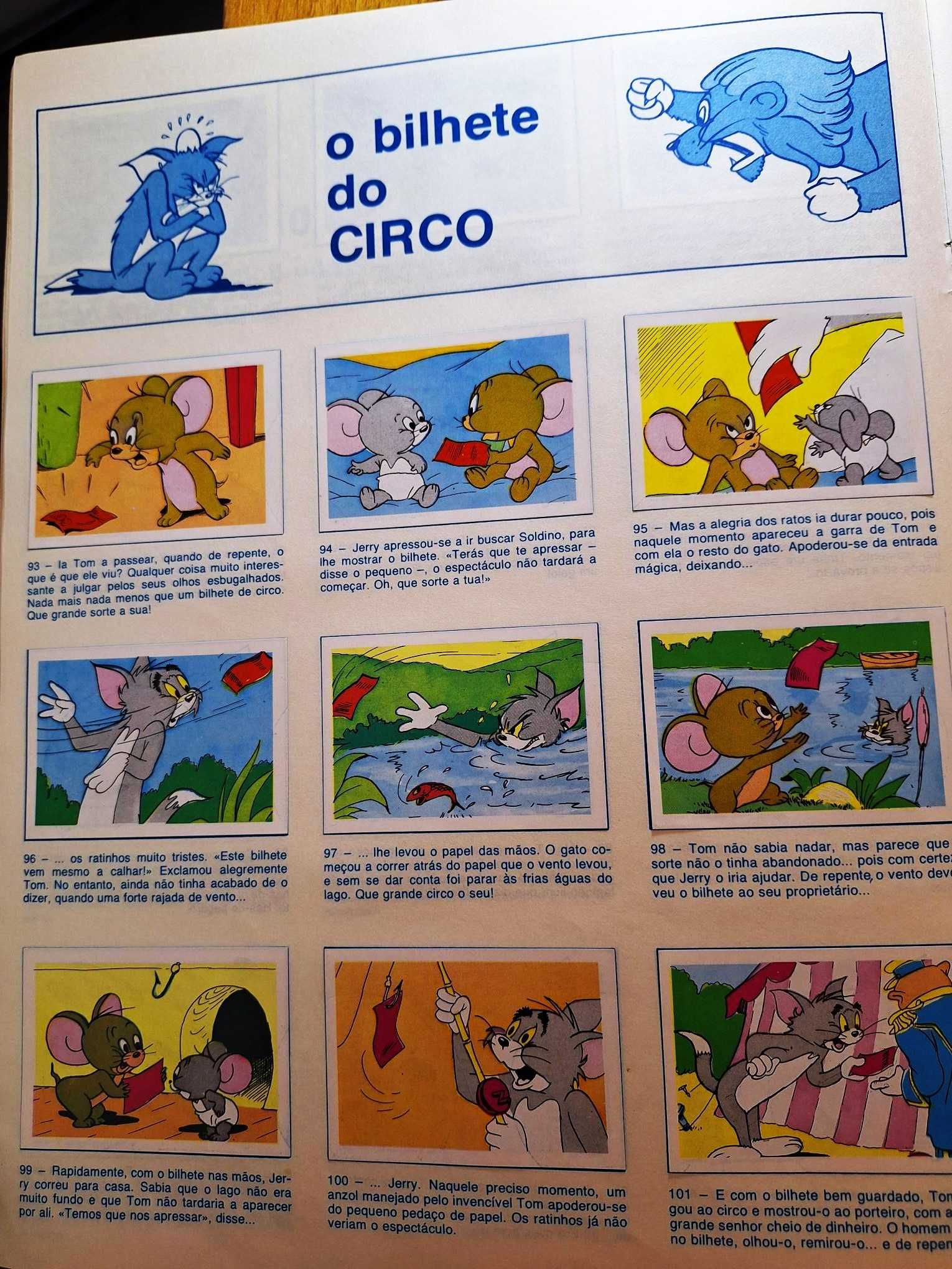 Caderneta com 180 cromos Tom e Jerry, completa