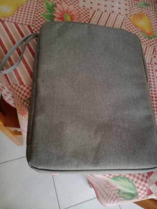 5€ bolsa para computador ou tablets c- 30cm -l 26cm novo