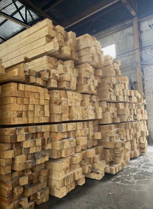 Пиломатеріал оптом і в роздріб – брус, рейка, дошка