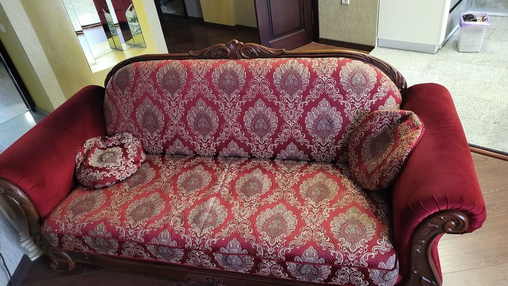 Продам диван колишнього використання