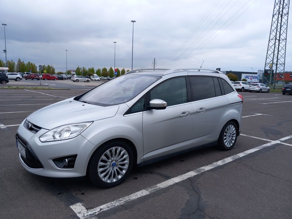 Ford Grand Cmax 7 osobowy.