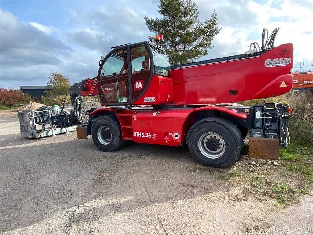 Ładowarka teleskopowa obrotowa MAGNI RTH  5.26S Manitou Merlo