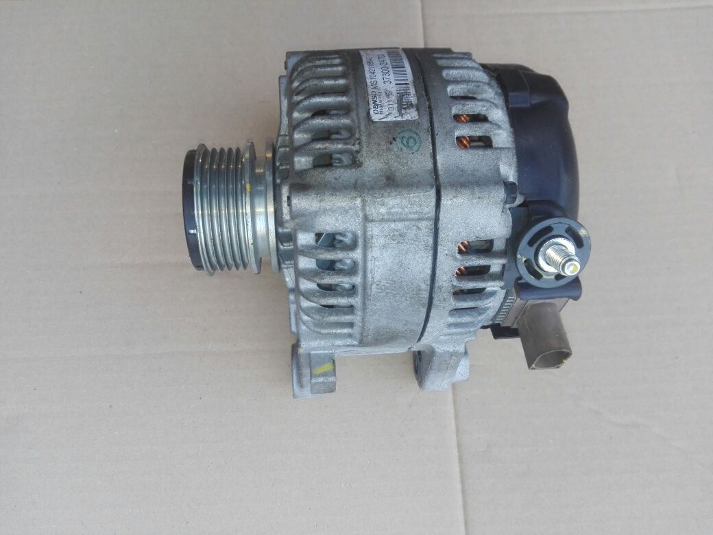 Alternator 1.7 CRDI. D4FD. Hyundai./Kia