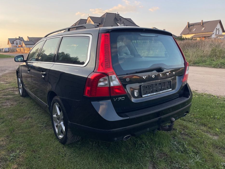 Volvo V70 Jasna skóra*Automat*DVD*EL klapa* PRZESKOCZYŁ ROZRZĄD * NAVI *