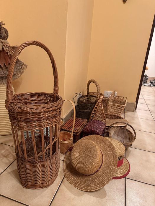 Koszyki wiklinowe: na parasole, na kwiaty, na grzejnik, na chleb