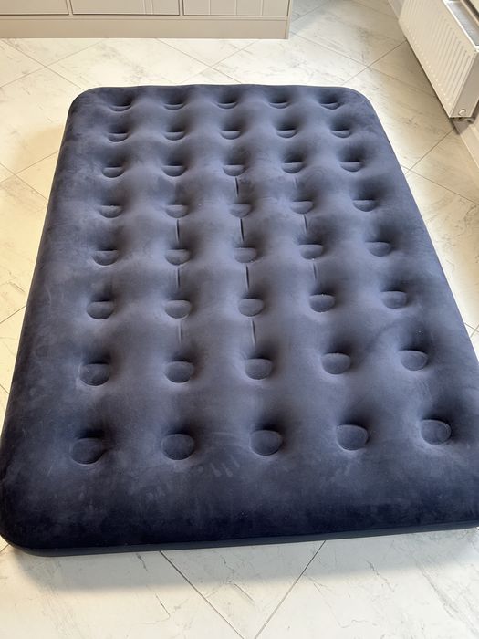 Materac turystyczny dmuchany Jysk welurowy