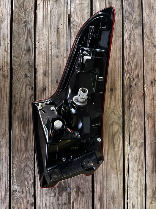 Ліхтар, фонар, стоп Nissan Qashqai J11 рестайл європа 26550HV00A