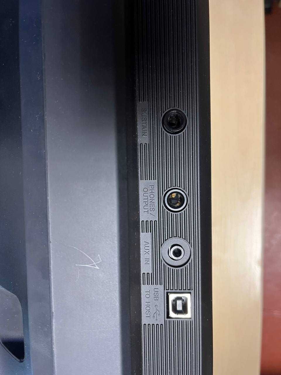 Синтезатор Yamaha PSR-E373