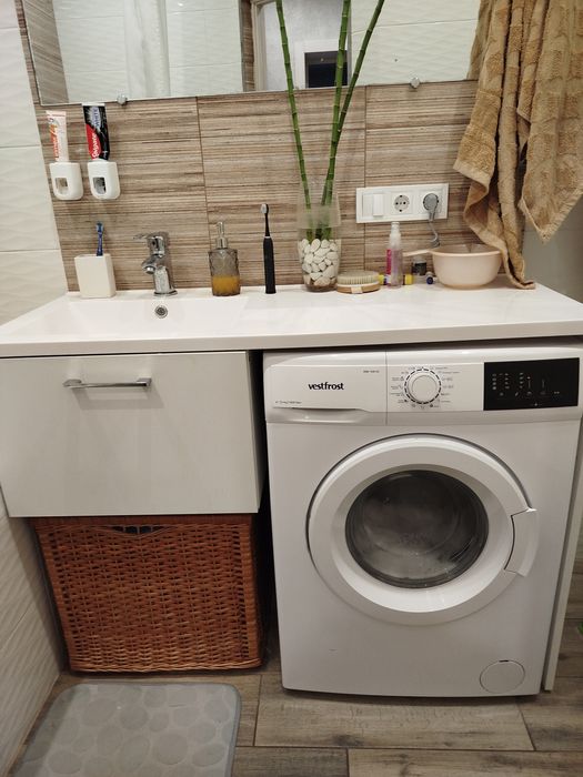 Продам стиралку vestfrost